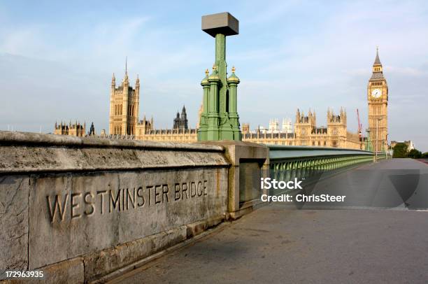 Casas Do Parlamento - Fotografias de stock e mais imagens de Capitais internacionais - Capitais internacionais, Casas do Parlamento - Londres, Cultura Britânica