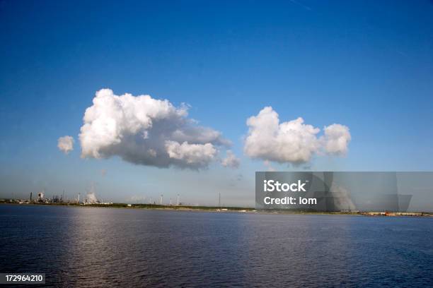 Un Cloud - Fotografie stock e altre immagini di Carbone - Carbone, Economia familiare, Ambiente