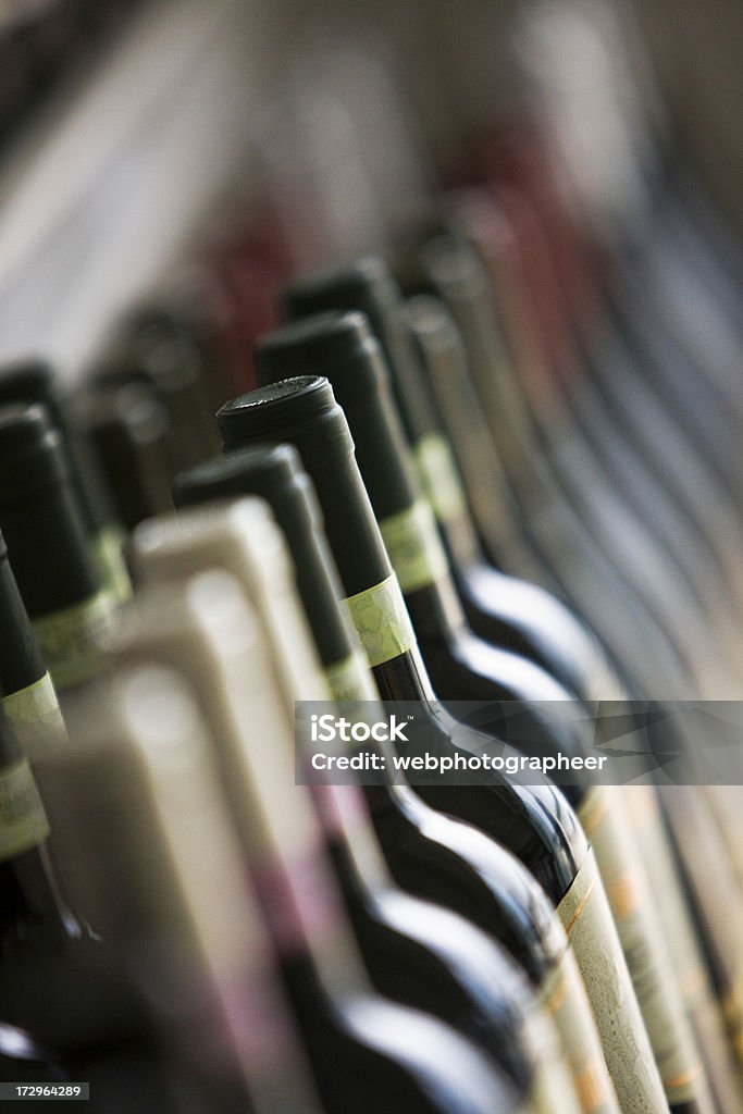 Bouteilles de vin - Photo de Plan rapproché libre de droits