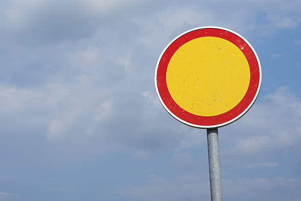 istock No traffic road sign 172967848