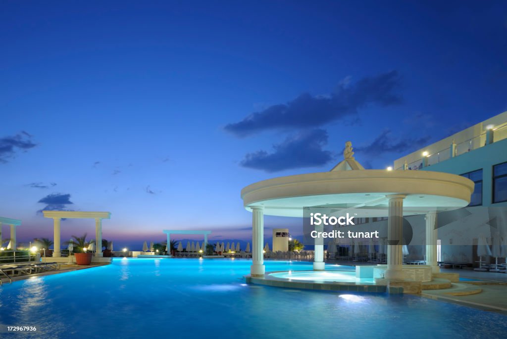 Piscina del Hotel - Foto de stock de Agua libre de derechos