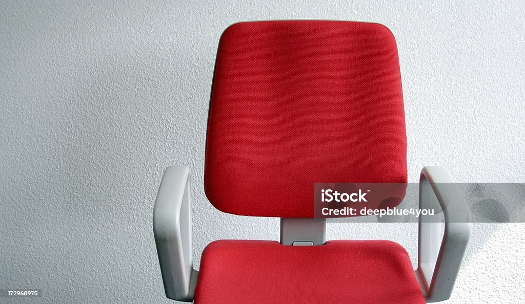 Vermelho vazio Cadeira de Escritório grande plano - Royalty-free Ausência Foto de stock