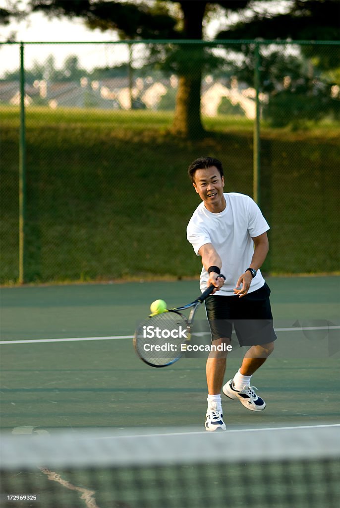 Loisirs de Tennis - Photo de Asiatique de l'Est et du Sud-Est libre de droits