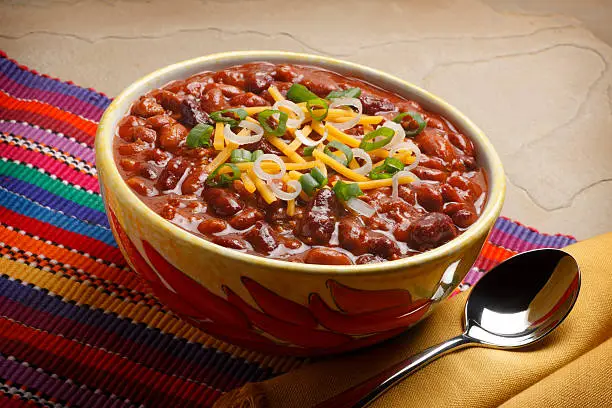 A bowl of chili.