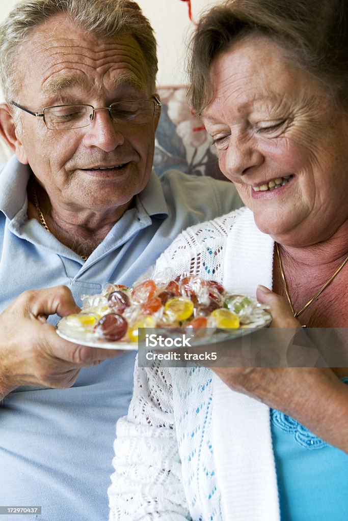 На пенсию: Сладости для my sweet - Стоковые фото 60-69 лет роялти-фри