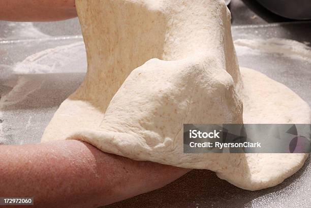 Pizza Pasta - Fotografie stock e altre immagini di Impasto per il pane - Impasto per il pane, Integrale, Pizza