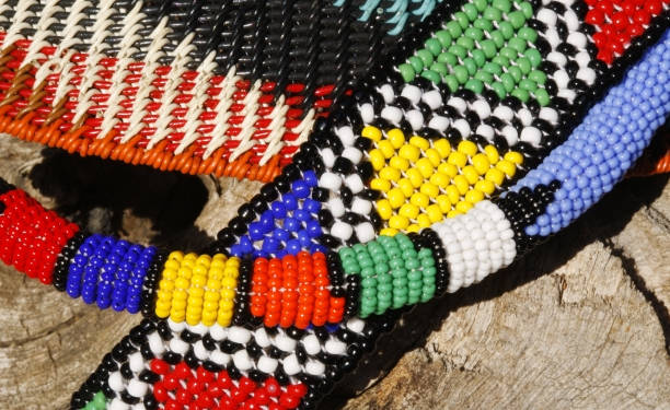 伝統のズールービーズ - south africa zulu bead african descent ストックフォトと画像