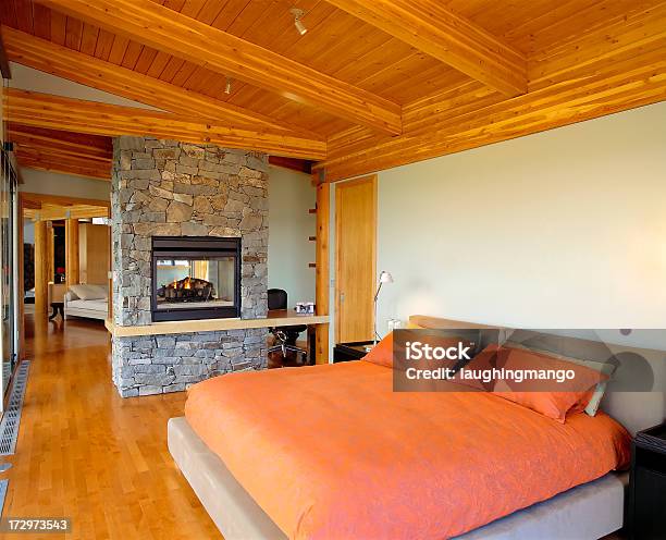 Foto de Cama E Café Da Manhã No Quarto e mais fotos de stock de Lareira - Lareira, Pedra - Material de Construção, Pedra - Rocha