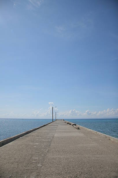 istock Walkway to the sea 172975059