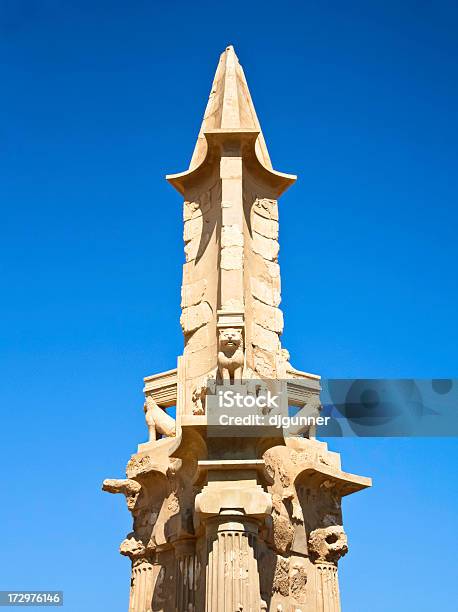Antiga Fenício Obelisco - Fotografias de stock e mais imagens de Arte - Arte, Líbia, Ao Ar Livre