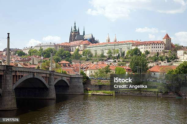 Castello Di Praga - Fotografie stock e altre immagini di Boemia - Boemia, Capitali internazionali, Castello