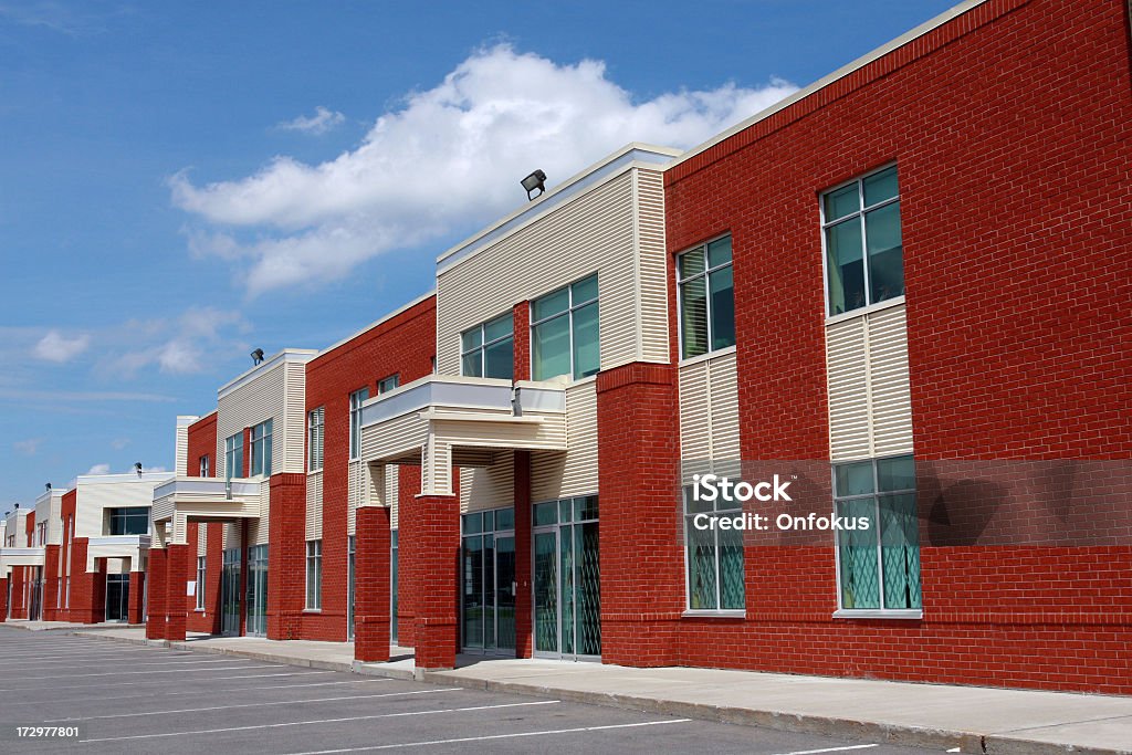 Nouveaux et modernes de style industriel bâtiment des Lofts - Photo de Affaires libre de droits