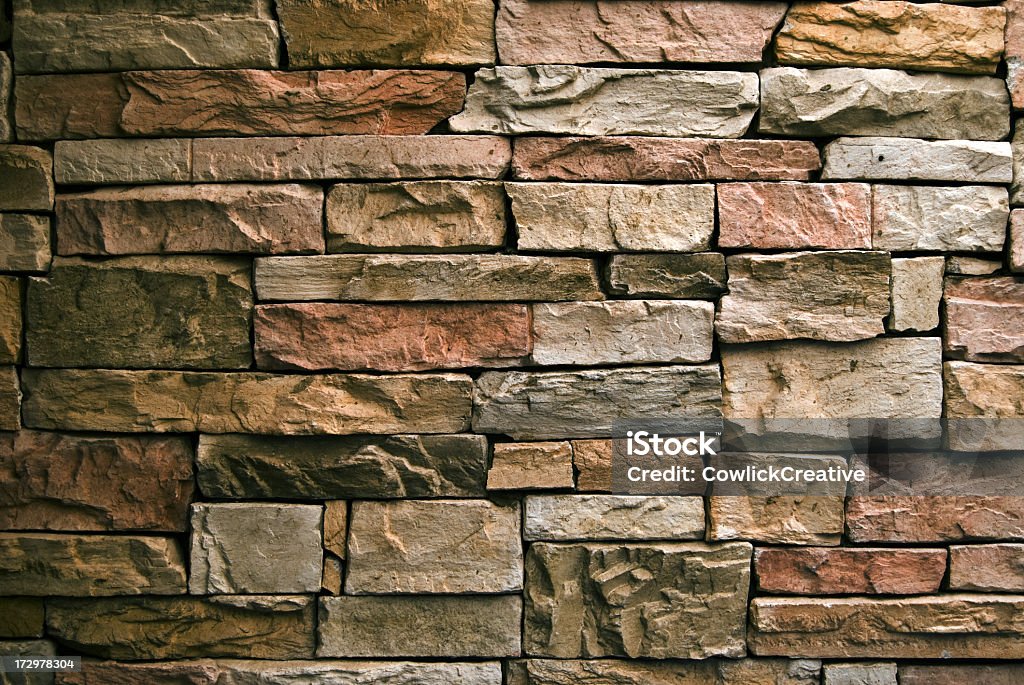 Dark parede de pedra - Foto de stock de Arquitetura royalty-free