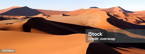 Foto de Da Namíbia Deserto e mais fotos de stock de Areia - Areia, Calor, Clima árido