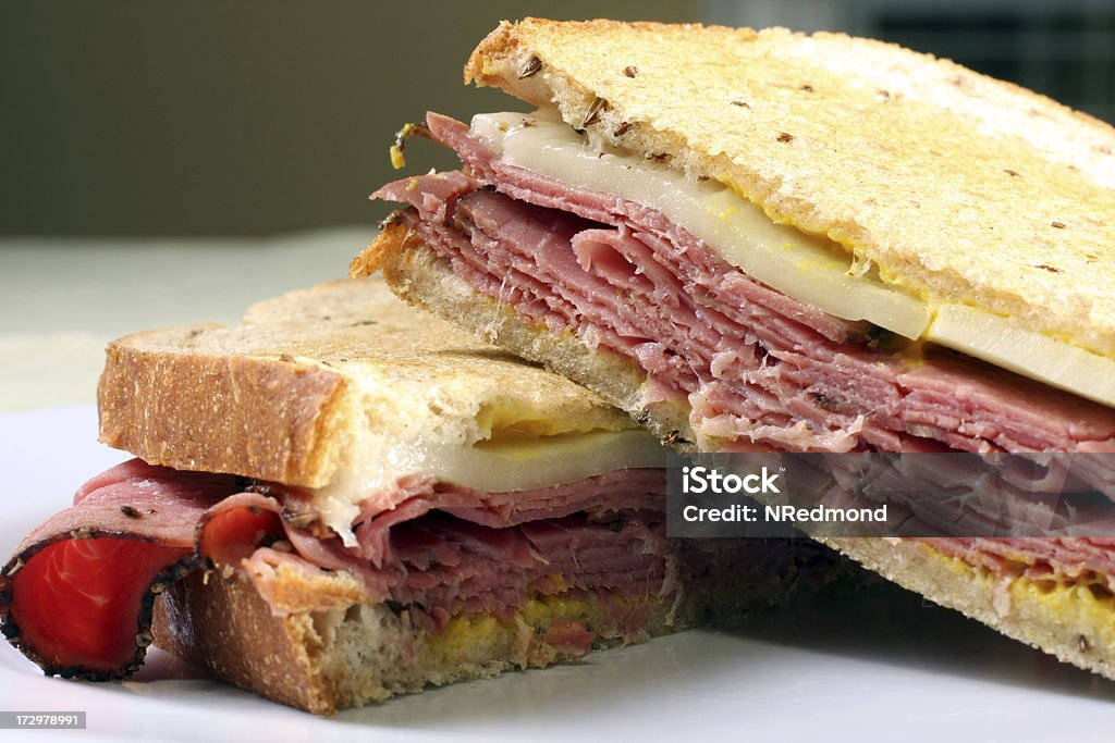 pastrami-sandwich - Lizenzfrei Aufschnitt - Wurst Stock-Foto