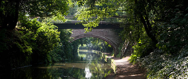 walton bridge, bridgewater canal, inglaterra - canal warrington english culture uk imagens e fotografias de stock