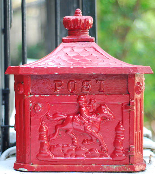 istock Retro British red post box on Victoria Peak, Hong Kong 172982740