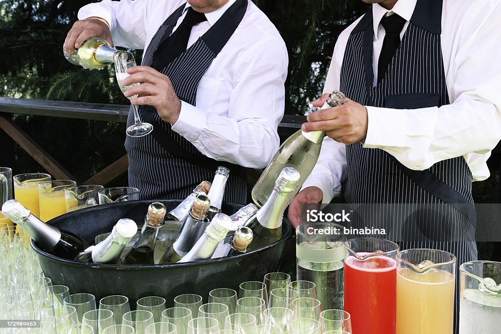 Kellner Champagner - Lizenzfrei Caterer Stock-Foto