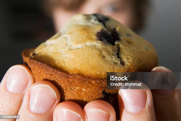 Oto Muffin - zdjęcia stockowe i więcej obrazów Bliskie zbliżenie - Bliskie zbliżenie, Brązowy, Fotografika