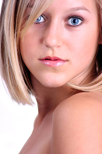 istock Beautiful Girl 172985208
