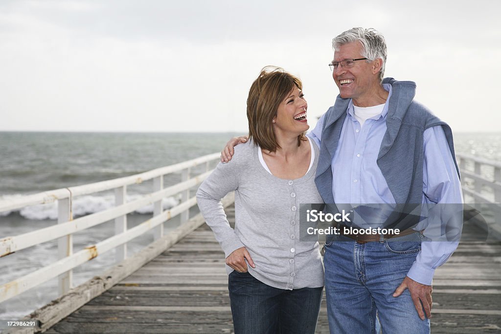 Heureux Couple - Photo de 40-44 ans libre de droits