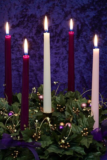 istock Religious: Christmas Advent Wreath with burning candles 172986385