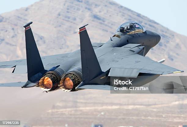 Luchador De Hidromasaje Foto de stock y más banco de imágenes de Avión de caza - Avión de caza, Bombardero, EE.UU.