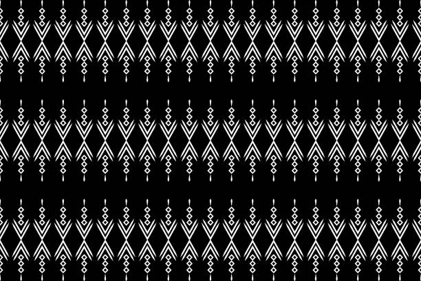 ilustraciones, imágenes clip art, dibujos animados e iconos de stock de patrón de tejido étnico ikat estilo geométrico. bordado ikat africano patrón étnico oriental fondo negro. - silk black backgrounds pattern