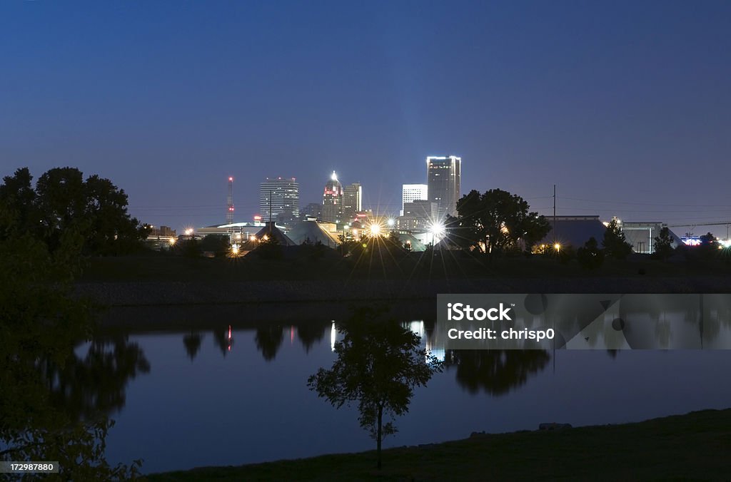 Oklahoma City Skyline ao entardecer - Foto de stock de Centro da cidade royalty-free