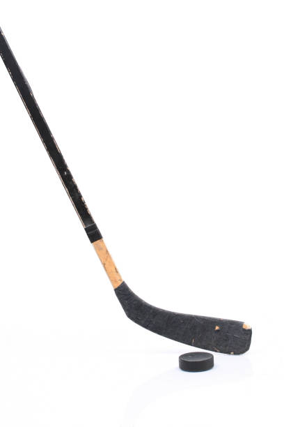 istock Hockey Stick & Puck 172989115