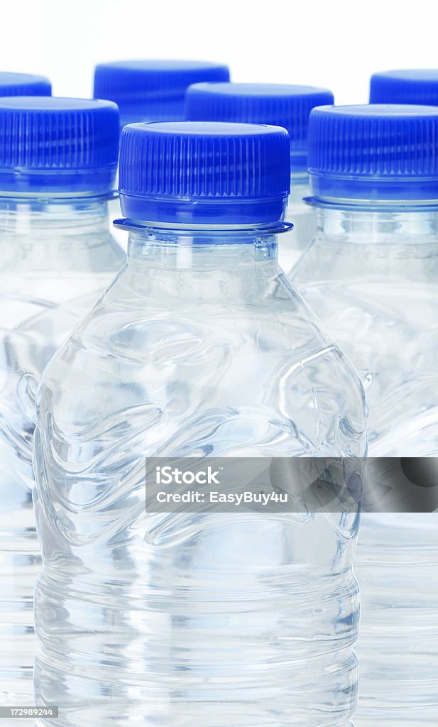 Бутылки с водой - Стоковые фото Без людей роялти-фри