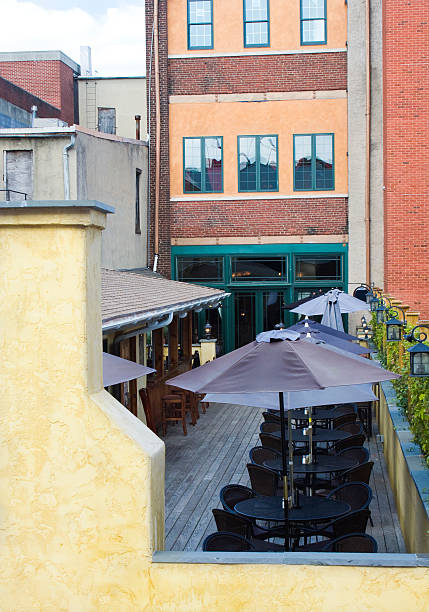 istock Outdoor Eating Patio 172992639