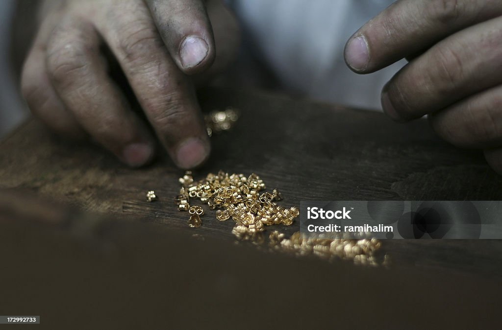 Mann zählen gold-nuggets - Lizenzfrei Arabeske Stock-Foto