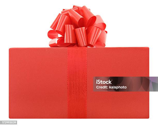 Vermelho Presente Com Laço De Fita - Fotografias de stock e mais imagens de Fundo Branco - Fundo Branco, Vermelho, Aniversário