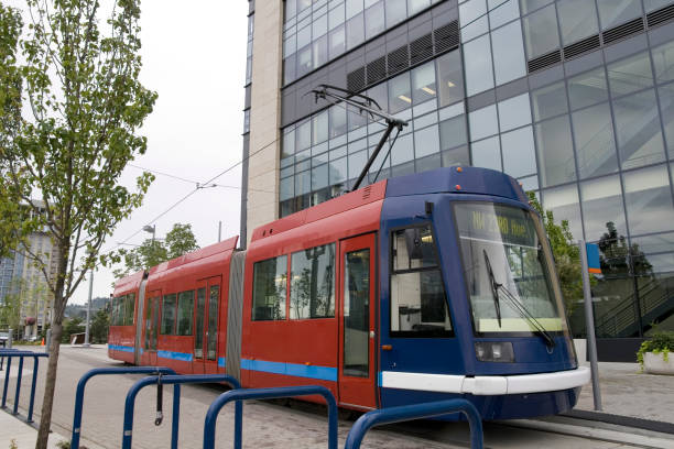 istock Portland Streetcar 172994525