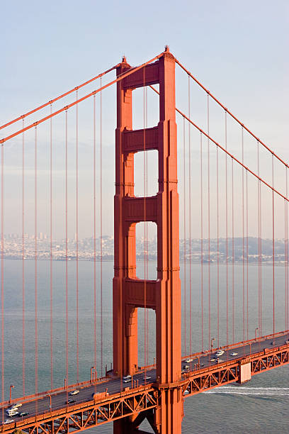 golden gate bridge - san francisco county suspension bridge cityscape marin tower imagens e fotografias de stock