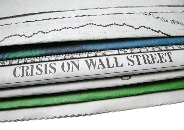 wall street kryzys - bankruptcy foreclosure foreclose newspaper zdjęcia i obrazy z banku zdjęć
