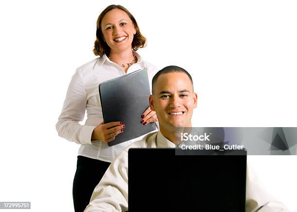 Sorridente Uomini Daffari - Fotografie stock e altre immagini di Consulente finanziario - Consulente finanziario, Scontornabile, Lavoro di squadra