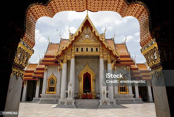 Tempio Di Marmo Bangkok Tailandia - Fotografie stock e altre immagini di Architettura