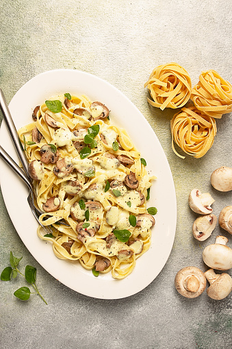 fettuccine with champignons, basil, in cream sauce, homemade, no people,