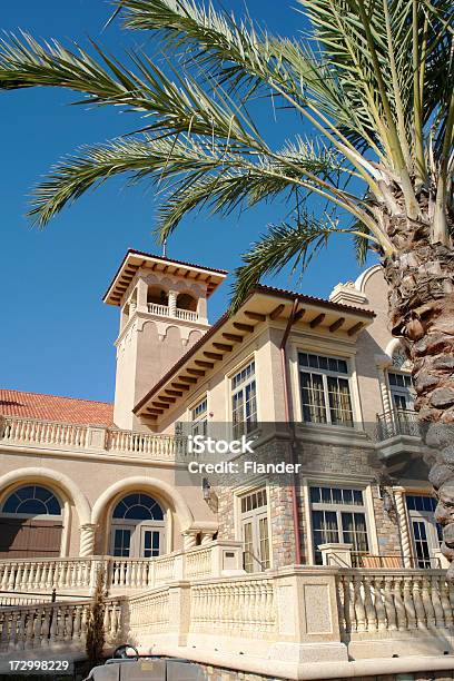 Campo De Golfe Club House Palmeira - Fotografias de stock e mais imagens de Arquitetura - Arquitetura, Caraterística Arquitetural, Coluna arquitetónica