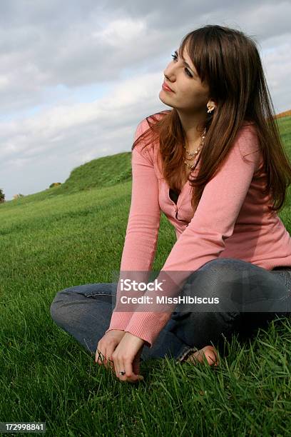 Carissa Auf Der Farm Stockfoto und mehr Bilder von Braunes Haar - Braunes Haar, Erwachsene Person, Fotografie