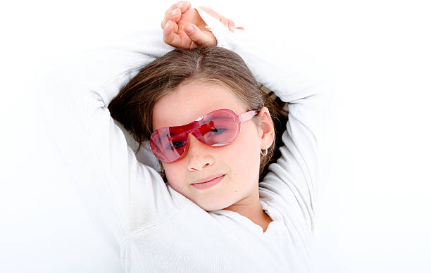 istock Little girl with sunglasses 173000002