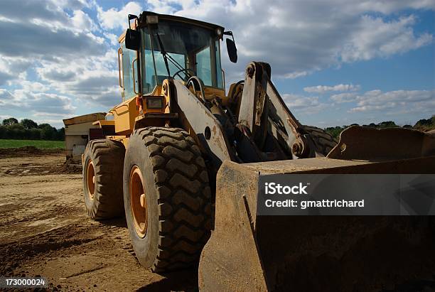 Foto de Front End Carr e mais fotos de stock de Escavadora Mecânica - Escavadora Mecânica, Setor de construção, Terra preta adubada