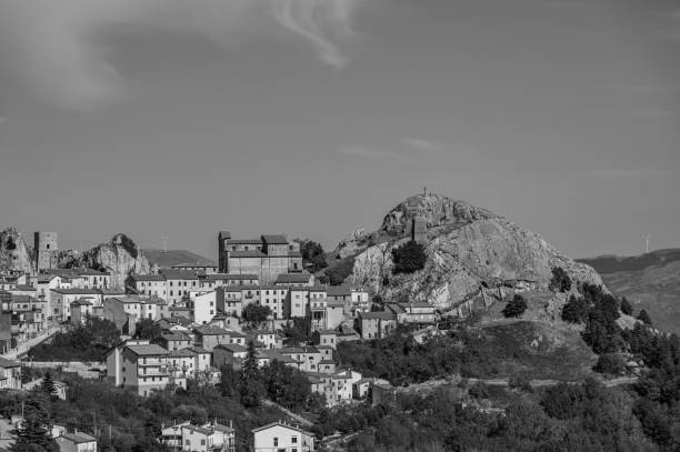 istock Pietrabbondante, Isernia, Molise. Panorama 1730003091