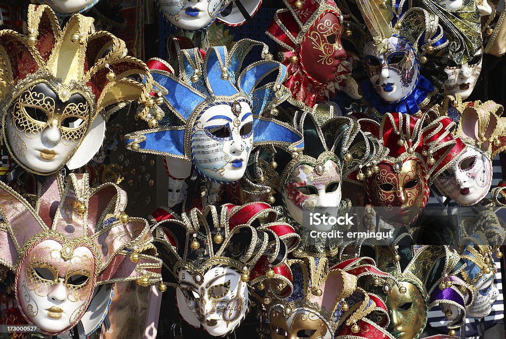 Venetian máscaras no visor - Royalty-free Baile noturno Foto de stock