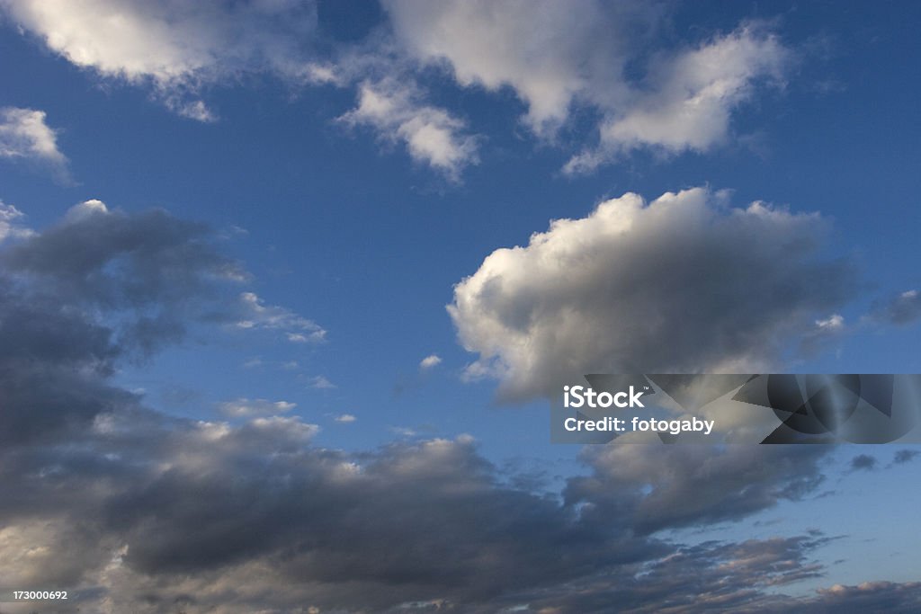 Nuvens - Foto de stock de Azul royalty-free