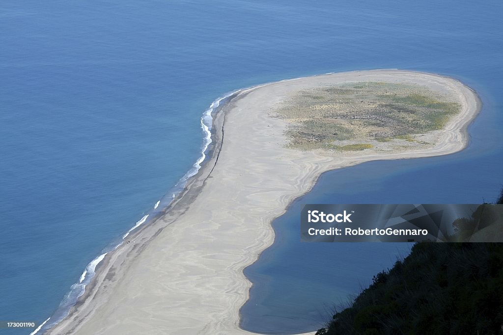 Tindari spiaggia. Sicilia - Foto stock royalty-free di Acqua