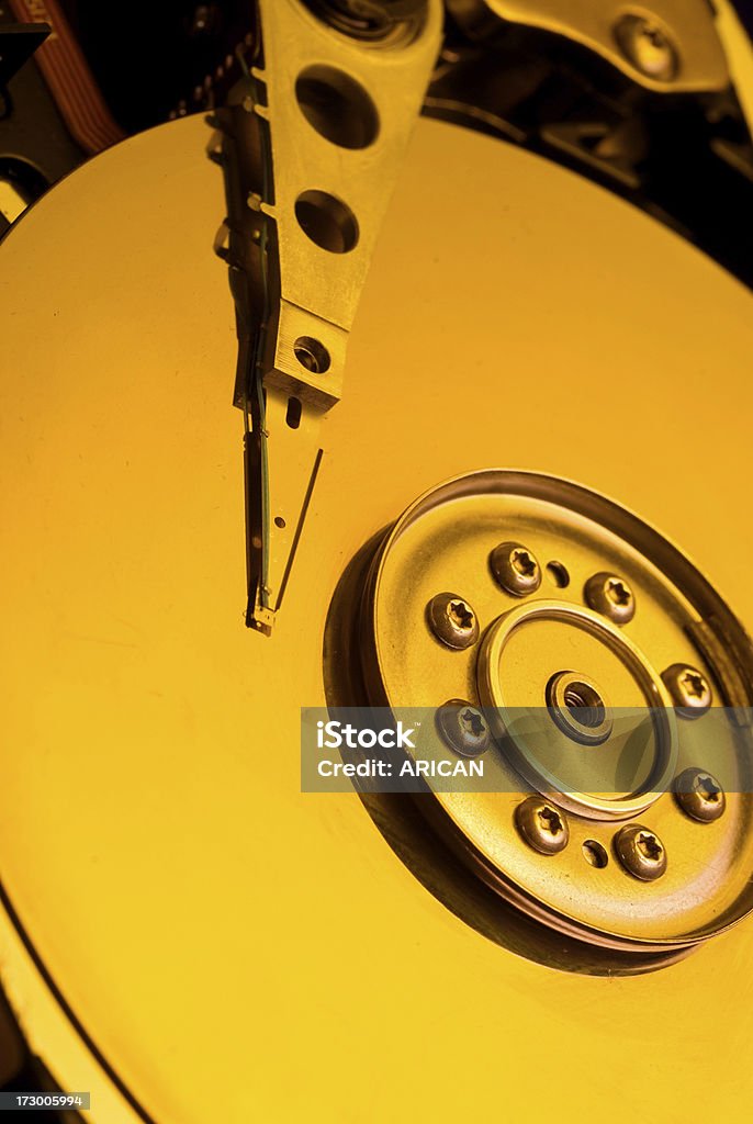 Желтый на жестком диске - Стоковые фото Абстрактный роялти-фри