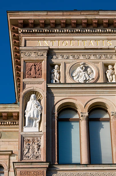 istock Detail of a museum 173006210